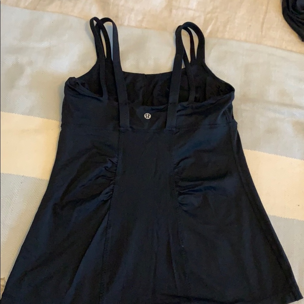 Lululemon tank size 8 black